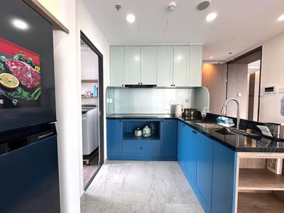 Rents Cardinal Court-76 M2-beautiful -- nice place like the 27 million a month.