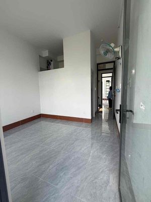 Rent the new service apartment at 185th Street.
