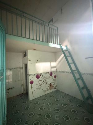 Rent room for 1.8 million worth of free time.