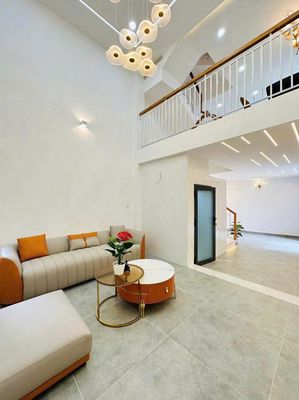 Nice house, full interior, three floors high. Four bedrooms, five Thống Nhất toilets.