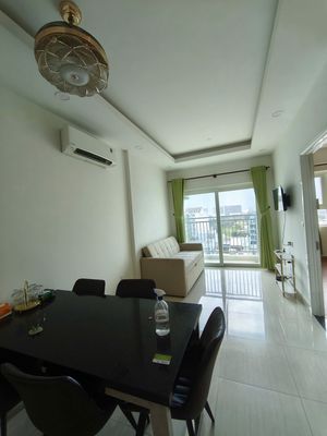 Rent Moonlight Boulevard, 10.5 million vnd, 72 meters, 2 bedrooms, 2 toilets.