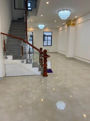Rent cash houses near Đỗ Xuân Hợp, 5 x 20m 5 . L4 bedrooms
