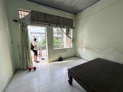 For renting hxtmite Lê Thị Hồng-7* 17(4,2 x15) to 1 3rd floor bedroom 10 million