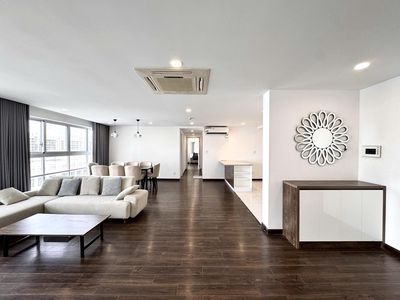Rent Happy Valley.135 M2-