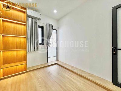 Open two bedrooms. One, new Balcon Full bedroom, 100% Hồ Văn Huê Phú Nhuận.
