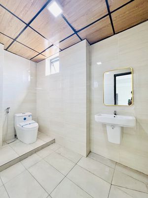 apartment 45 M2 right in front of ql 50 just built the entire interior.
