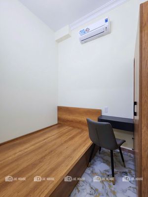 Two bedrooms -- right at the airport -- close to the airport.