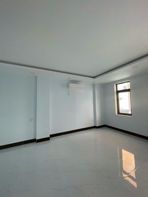 Diamond Belvedere 2, area 7 x 18 meters, 4 stories vault, 3 rooms 50 million a month.