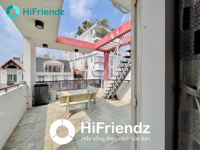 Rent an apartment. An etown bedroom. 50 meters balcony, full of furniture, private washing machine.