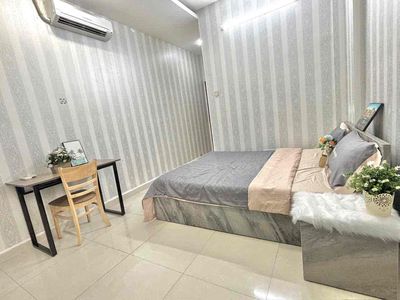 Rent a PHV room with a private washing machine near the huflit School.