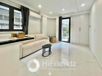 Room 1 . Balcon City District 1.