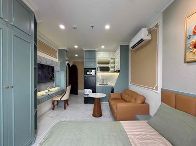 1 studio full interior - right next to the shower