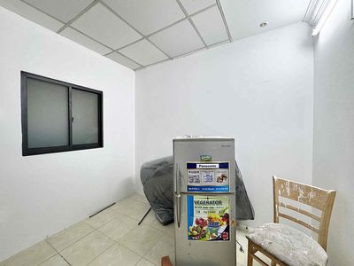 Cheap price! Rent two bedrooms 35 m2 Full interior 4/3 cars just 3/2 District 10