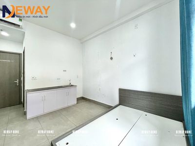 Rent the available balcony right in the center--Vườn Lài