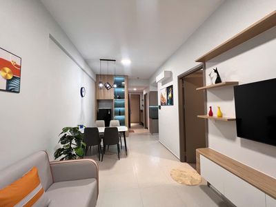 Renting two full bedrooms at 8.5 million a month, the house is now, full 100%.