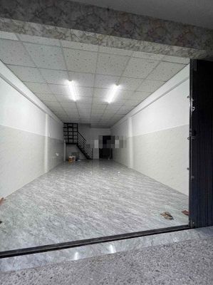 The alleyhouse is one Hòa Bình 4 x16, second floor bedroom.