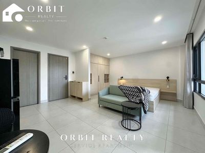 Rent a 50-foot high-level apartment that's right around the democratic cycle.
