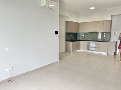 Rent the room 85 meters, 3 bedrooms, 2 toilets, with a closet.