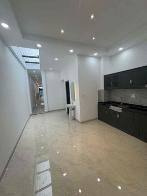 Nice house, 4 X25 alley.