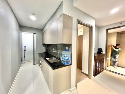 Rent a full interior, two bedrooms, two toilets, 60 m2 apartment westgate