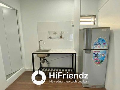 The cheap student room near the medical university, open university - full interior