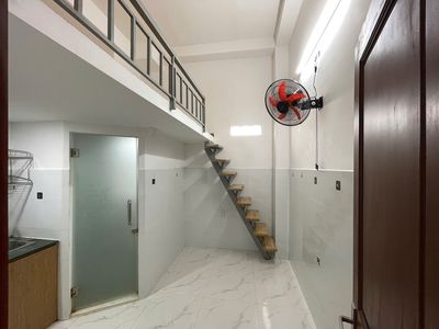 The guard's room is right near aeon Tân Phú - Shun is convenient.