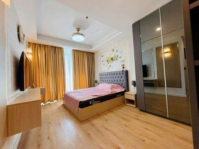 Rent the sarina- - Three bedrooms. The Tescan Sarina