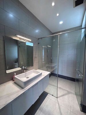 Rent apartment three bedrooms-- lkeview 2 Thủ Thiêm Three bedrooms 88 meters.