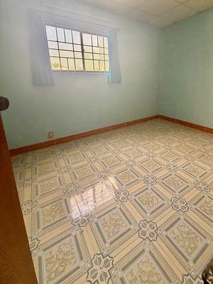 We'll rent 20/8 Nguyễn Xí floor.