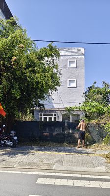 Renting Tắc Xuất 3 floors 10 x17 meters, land area 500 meters
