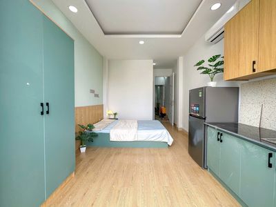 The L.C.A. District 3 top-end furniture studio, like +view chill