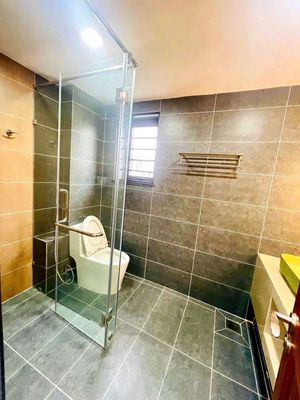 Rent the entire estate missile interior area 10*20 meters