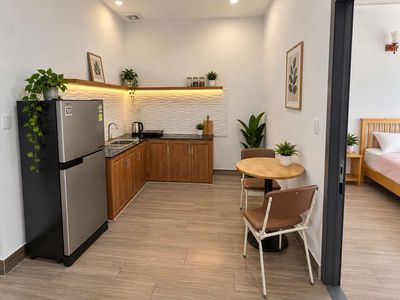 to rent 3 bedrooms + 3 kitchens + 1 4-story roof