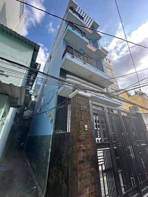 Rent the original Trần Quang Khải, 4.2 x 15 meters, 4 bedroom 5/5 toilets