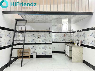 The Biomorphic Room is near the U.K.R. area with the Freedom Time Guard.