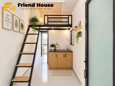 rent rooms with balconies near universities