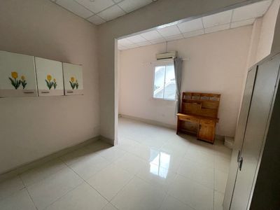 Rent four suites at Ngai, K300 Central, Tân Bình Republic.