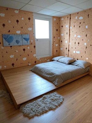 The original two bedrooms near the market. Mrs. C understands 11 million and 5