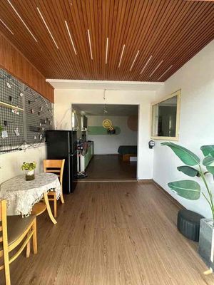 apartment 1 .Z.z.0 bordering District 1 , large banding - full interior