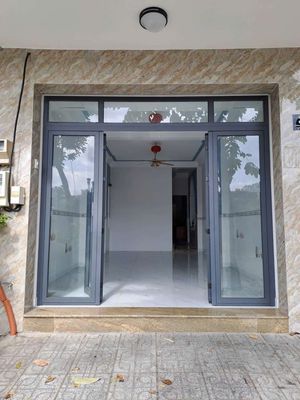 Rent the original house. - Six bedrooms.