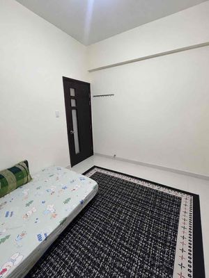 Rent a room in the apartment.