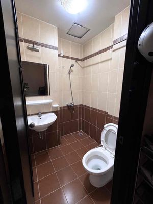 Rent a room in the apartment.