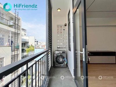 We'll rent 40 M2 with a kitchen pad.