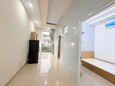 Seven million and five service apartments, two balcony bedrooms, near Parley Malone.