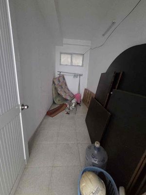 We'll rent 200 M apartments, 5 bedrooms.