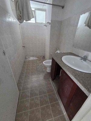 We'll rent 200 M apartments, 5 bedrooms.