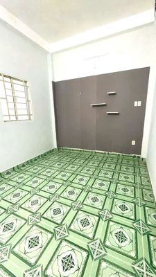 3 rooms in the Lavel