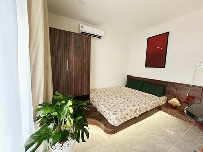 The elevator apartment in the balcony car vault is full of furniture right now Nơ Trang Long bth