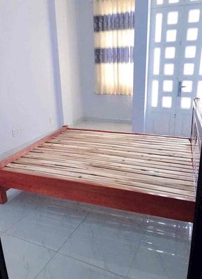 4th floor elevator*12; Three bedrooms across 5 meters.