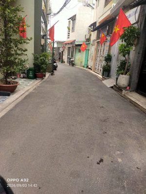 Rent the original building right now. đường Nguyễn phúc chu-7. 15 Tân Bình.